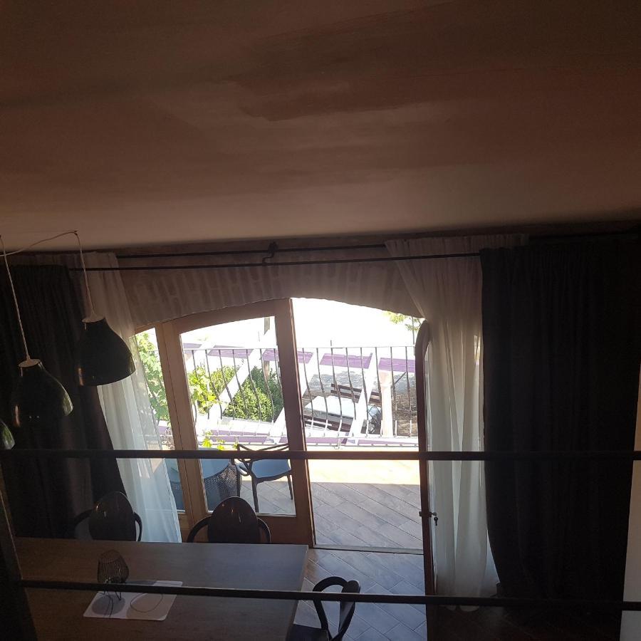 Apartamento Jardin Kapetanova Kuca Veli Iž Exterior foto