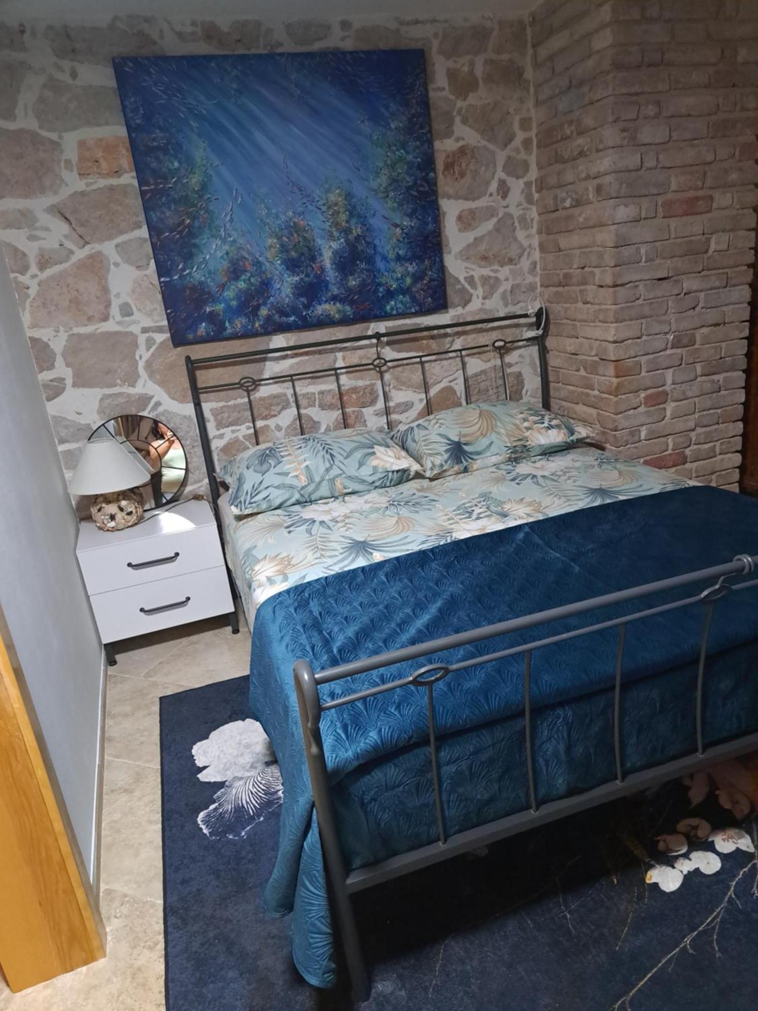 Apartamento Jardin Kapetanova Kuca Veli Iž Exterior foto